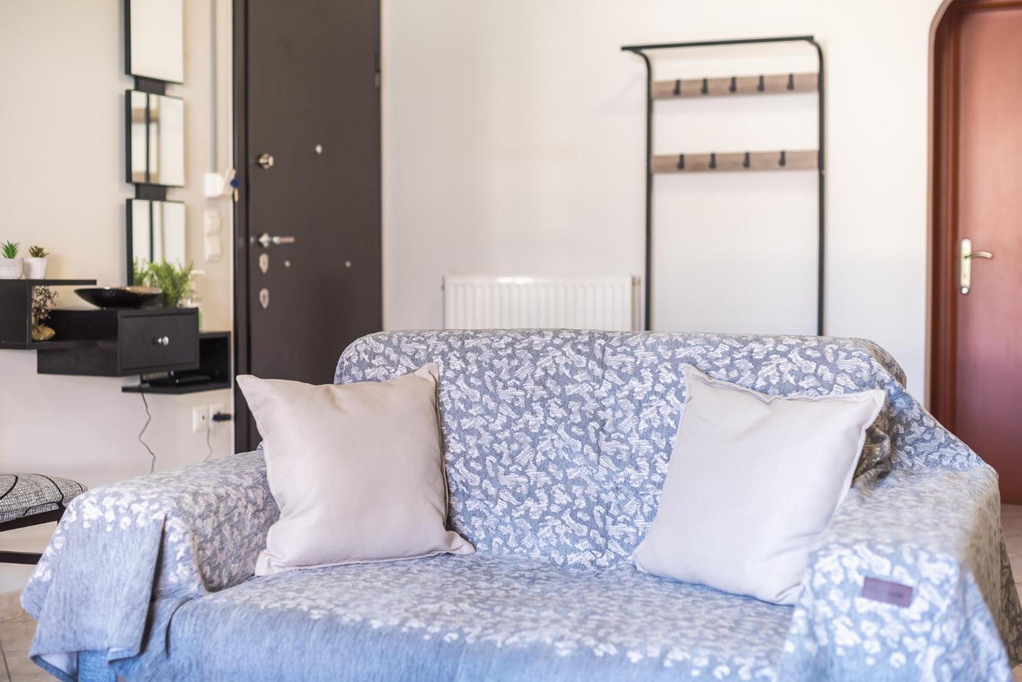 Rigas Apartment In Ilioupoli Athènes Extérieur photo
